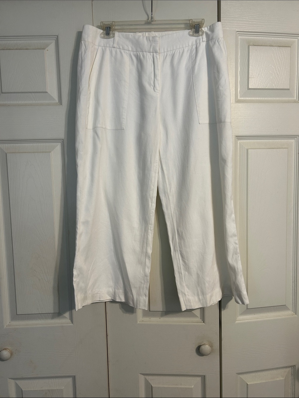 Nordstrom collection Size 10 Cropped White Wide-Leg Linen Resortwear Polished
